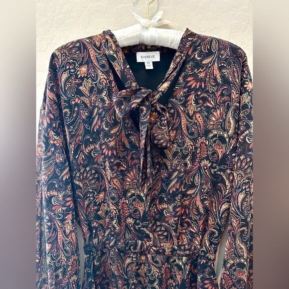 EVEREVE | Eliza Black Paisley Long Sleeve Midi Dress | Size XS - Picture 4 of 8